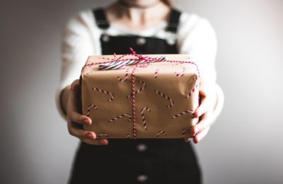 IDEE REGALO PER GLI AMICI OVER 30 CHE LO CONVINCONO